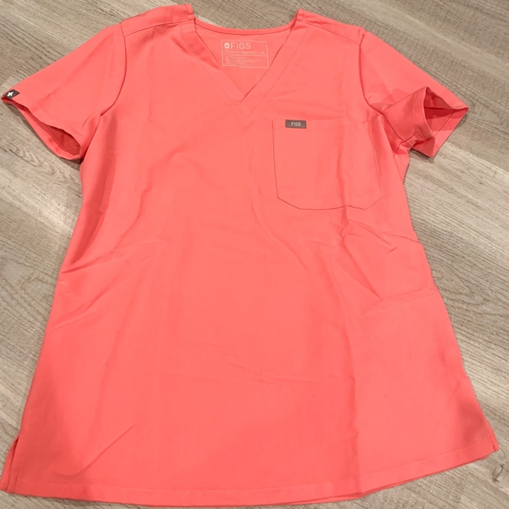 Figs neon pink scrub set.